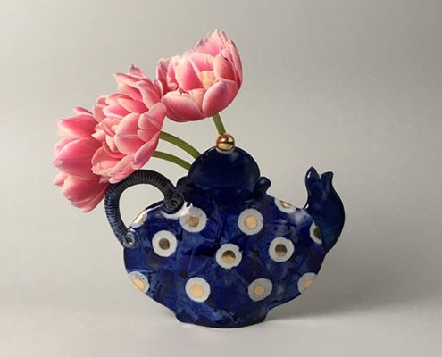Teapot Vase | Helen Martino Pottery | Cambridge Potter